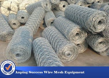 Trung Quốc Bạc 1,5-4,6mm Gabion Wire Mesh Chiều dài tùy chỉnh mạ kẽm Cài đặt dễ dàng nhà cung cấp