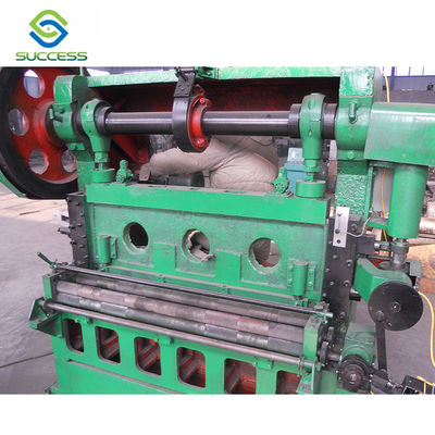 Trung Quốc Quảng trường hình lỗ Stainless Steel Machine kim loại mở rộng cho 0,5-8mm Độ dày nhà cung cấp